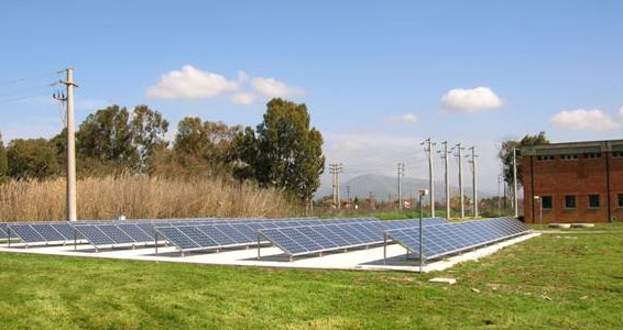 Impianto fotovoltaico senza alcuna integrazione, installato a terra